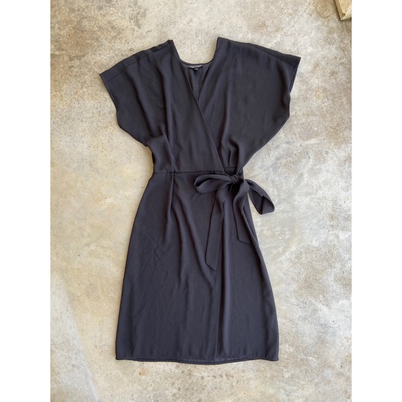 TOPSHOP Dolman Short Sleeve Wrap Dress Size 4 - Picture 2 of 6